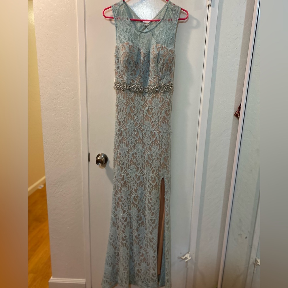 Light blue city studio dress size 13 like new